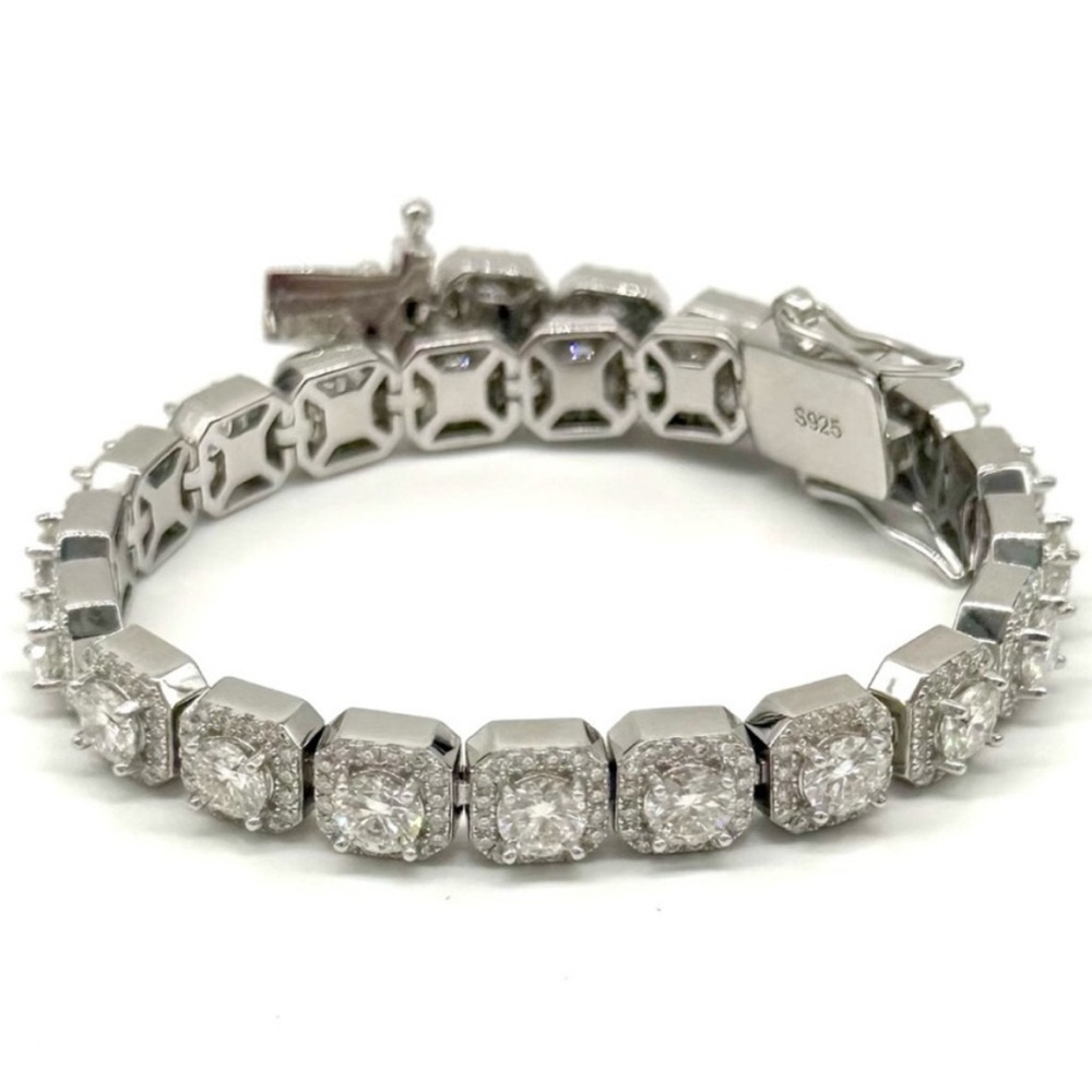 925 Silver, 11.5CTW Ice Cube Moissanite Bracelet - 8.5 - Picture 1 of 8